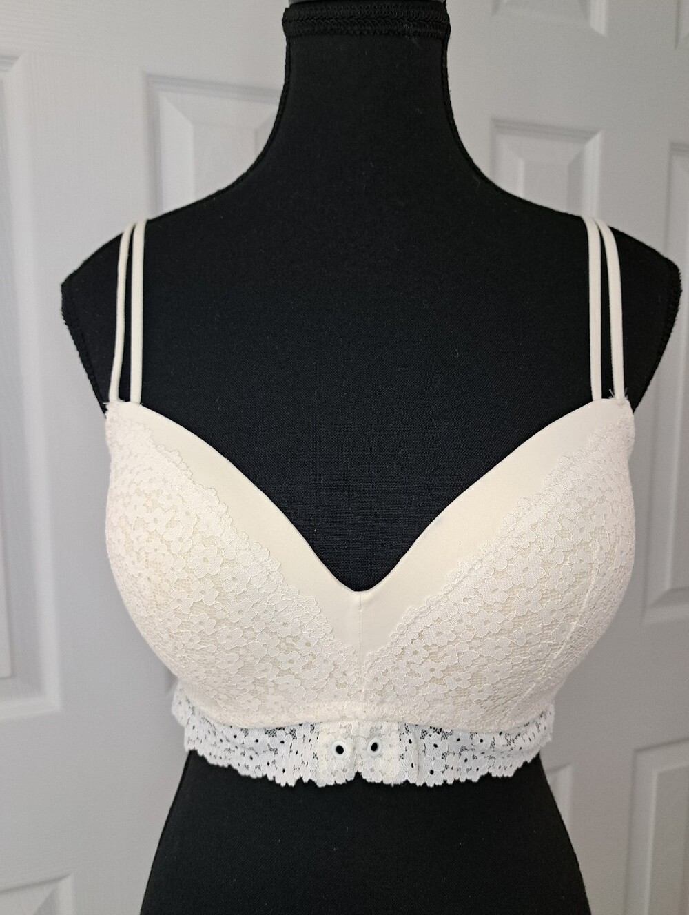 Aerie Lace Bra Cream Size 36C Strappy Wirefree Feminine Floral Pretty Whimsy